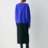 Plüschkaschmir-Pullover mit übergroßem V-Ausschnitt Plüschkaschmir-Pullover mit übergroßem V-Ausschnitt