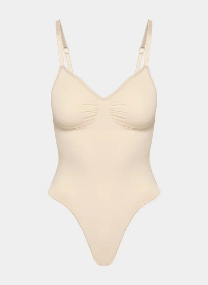 ShapeEnhance™ Body mit tiefem Rückenausschnitt und String-Schnitt