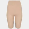 ShapeEnhance™ Nahtlose Super-High-Rise-Shorts