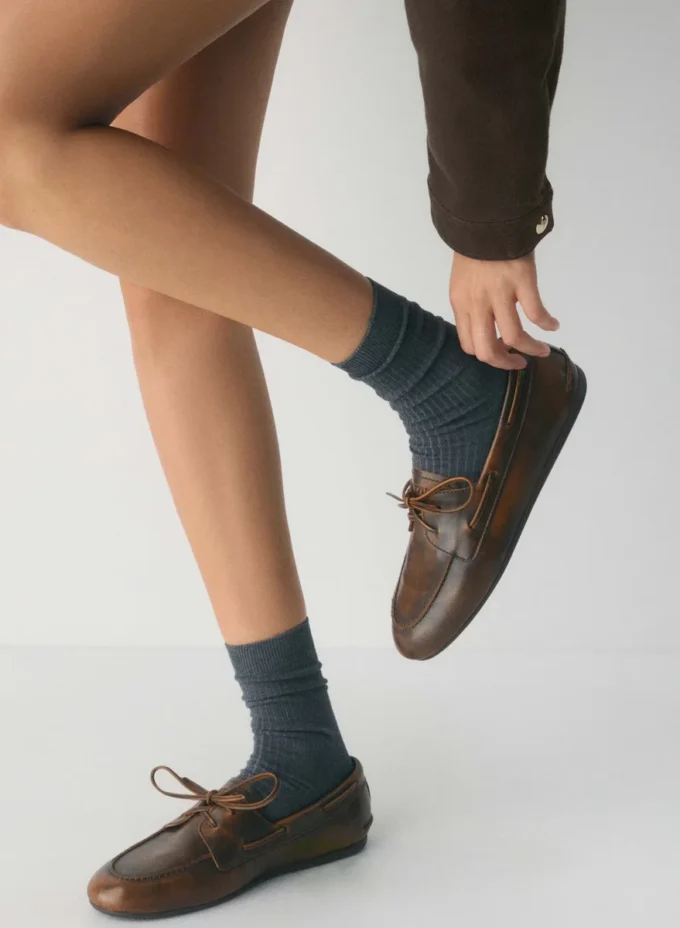 Sperry x Aritzia Slim Bootsschuh – Glattleder Sperry x Aritzia Slim Bootsschuh – Glattleder