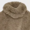 St. Moritz Mantel – Arctic Kunstfell