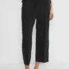 The Limitless Pant™ Cropped – CruiseLinen™ The Limitless Pant™ Cropped – CruiseLinen™