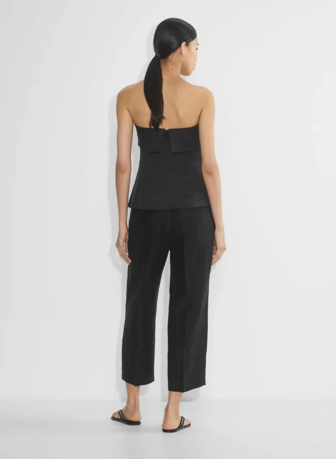 The Limitless Pant™ Cropped – CruiseLinen™ The Limitless Pant™ Cropped – CruiseLinen™