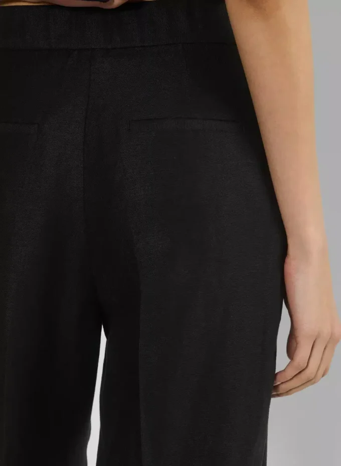 The Limitless Pant™ Cropped – CruiseLinen™ The Limitless Pant™ Cropped – CruiseLinen™