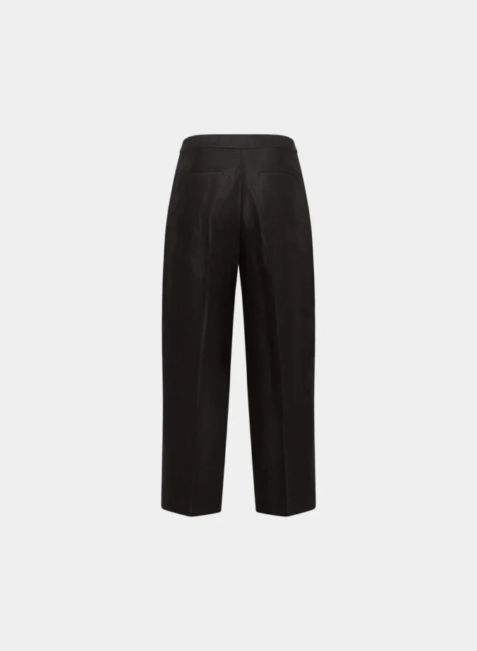 The Limitless Pant™ Cropped – CruiseLinen™ The Limitless Pant™ Cropped – CruiseLinen™
