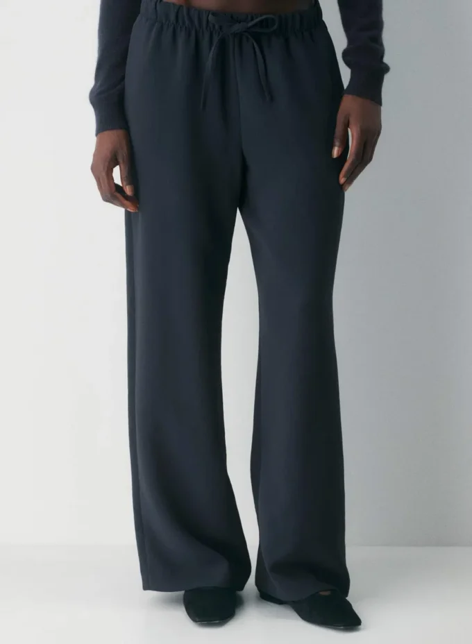 The Lodge Pant™ Curve-Fit – Crepette™ The Lodge Pant™ Curve-Fit – Crepette™