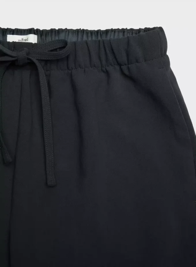 The Lodge Pant™ Curve-Fit – Crepette™ The Lodge Pant™ Curve-Fit – Crepette™