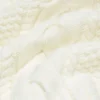 Traditioneller Strickpullover mit V-Ausschnitt aus Merinowolle