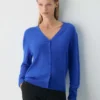V-Ausschnitt-Strickjacke aus Bare Merino Wool
